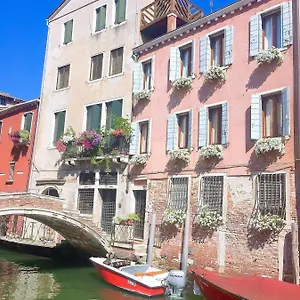 3749 Pontechiodo Venetië